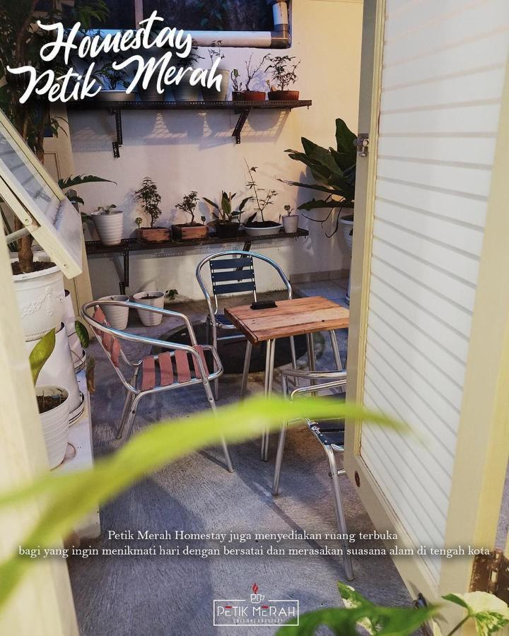 Petik Merah Homestay Pakualaman Extérieur photo